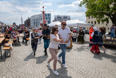 Okolice Spichlerzy Narodowego Muzeum Morskiego na wyspie...