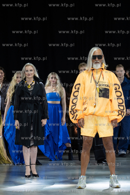 Pokaz mody i bursztynu AMBER Vibes podczas międzynarodowych...