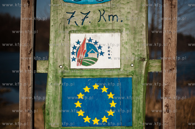 Kaszuby. Jezioro Przywidzkie.
17.03.2012
fot. Mateusz...