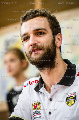 Gdansk Chelm. Sala gimnastyczna Szkoly Podstawowej...