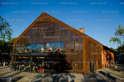 Gdansk. Klub Muzyczny Stary Manez. Koncert Suzanne...