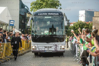 Gdansk. Targ Weglowy. Oficjalna prezentacja zespolu...