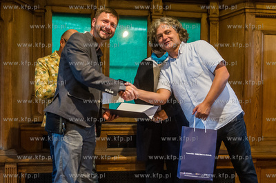 Ratusz Staromiejski w Gdansku. Uroczystosc wreczenia...