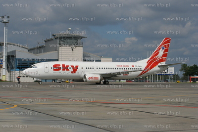 Gdansk , Rebiechowo Nz.Boeing 737-4Y0 Sky Airlines
16.08.2006
Sebastian...