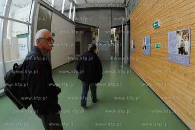 Autorska wystawa Andrzeja J. Gojke "Autografy gdynskie"...