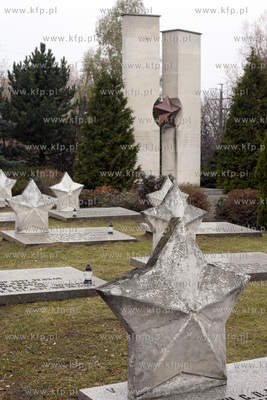 Cmentarz Zołnierzy Radzieckich przy ulicy Zastawnej...