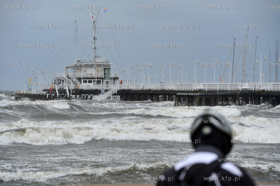 Sopot. Zatoka Gdanska. Sztorm. 05.10.2016 fot. Jerzy...