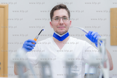 Indywidualna Praktyka Dentystyczna lek. dent. Paweł...