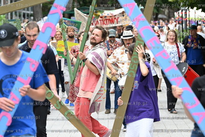 Marsz dla Zdrowia Psychicznego #poGodność i okazania...