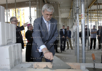 Uroczystosci podpisannia aktu erekcyjnego i wmurowania...