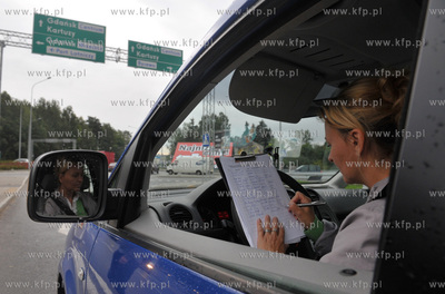 Mieszkancy Trojmiasta walcza o budowe drogi, ktora...