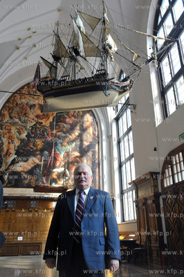 Mitt Romney, kandydat Partii Republikanskiej na prezydenta...