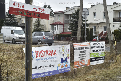 Gdańsk-Osowa  Al. Osowskiego Wstydu na skrzyżowaniu...