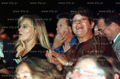 Minister Zdrowia Franciszka Cegielska i zona prezydenta...