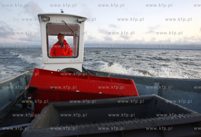 Zalew Wislany. Rybacy z Katow Rybackich Henryk Derkowski...