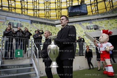 Wizyta słynnego pucharu Henri Delaunaya w Gdansku....