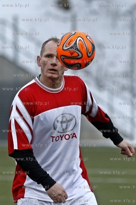 Gdansk. Boisko przy ul. Traugutta.  Sylwestrowy mecz...