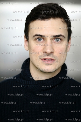 Aktor Mateusz Damięcki odwiedził dzieci w Klinice...