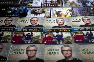 Gdynia. Cafeart U Muzyk'uff. Spotkanie z dziennikarzem...