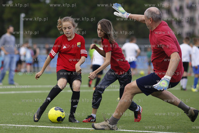 Gdansk Zaspa. Pilkarski turniej dzikich druzyn Do przerwy...