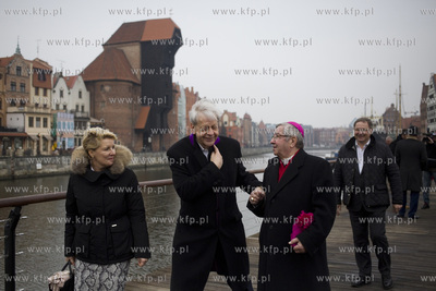 Uroczystość wmurowania aktu erekcyjnego na Wyspie...