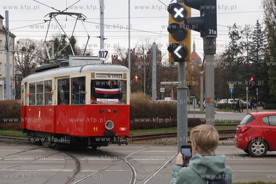 11 listopada na gdańskie tory wyjechał Tramwaj Niepodległości....