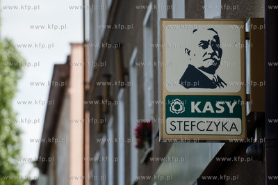 Gdansk. Oddzial SKOK Stefczyka na ul. Stanislawa Wyspianskiego.
04.09.2012
fot....