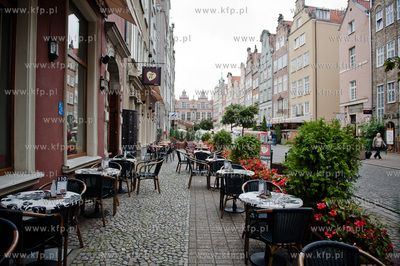 Gdansk. Ul. Piwna. Jesienna pogoda na ulicach Starego...