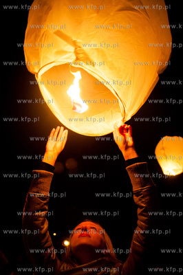 Pruszcz Gdanskich. Pierwsza edycja Festiwalu Swiatla.
Nz...