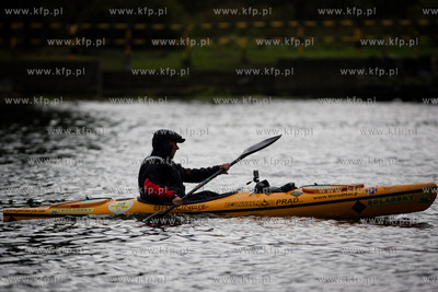 Gdansk. Nowy Port. Start samotnej wyprawy kajakowej...
