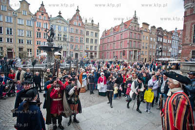 Gdansk. Dlugi Targ. Przedproze Dworu Artusa. Pierwsza...
