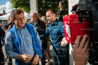 Sopot. Wejscie na Molo. Uroczyste uruchomienia pierwszego...