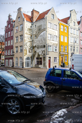 Gdansk. Odnowione fasady kamienic przy ulicy Szerokiej.
09.02.2015
fot....