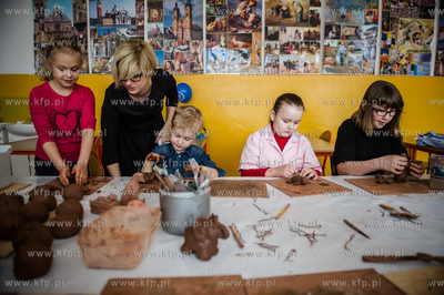 Gdansk. Dzien Otwarty SP 79 przy ul. Kolobrzeskiej.
28.02.2015
fot....