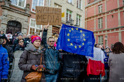 Gdansk. Manifestacja w obronie Wolnych Mediow zorganizowana...