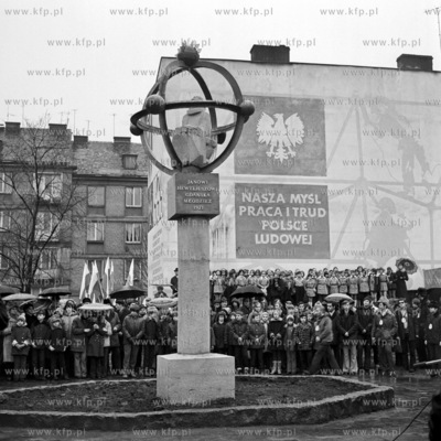 Odsloniecie pomnika Jana Heweliusza na placu przed...