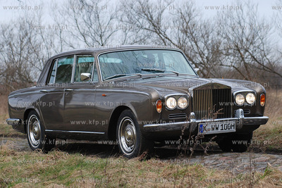 Rolls Royce z 1968 roku odrestaurowany w warsztacie...