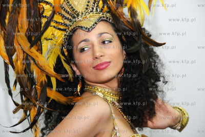 Oficjalne otwarcie lodowiska na placu koncertowym przy...