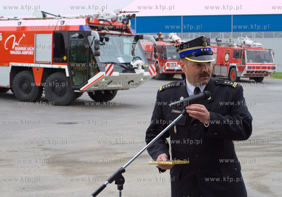 Gdansk Airport. Oficjalne przekazanie do uzytku lotniczego...