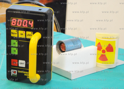 "Atomowy Autobus - Mobilne Laboratorium" projekt realizowany...