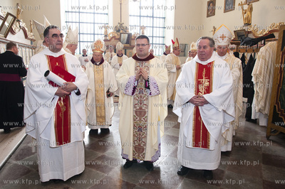 W Bazylice katedralnej w Pelplinie świecenia biskupie...