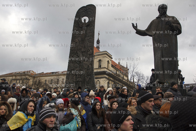 Lwow. Ukraina. Pokojowe demonstracje antyrzadowe na...