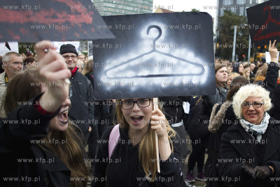 Gdańsk. Plac Solidarności. Czarny Protest,...