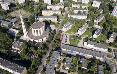 Gdansk Przymorze z lotu ptaka. Kosciol Najswietszej...