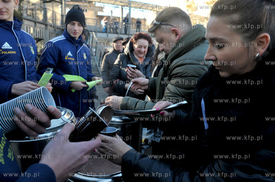 Gdynia. Infobox. Kurier Gdynski zaprosil mieszkancow...