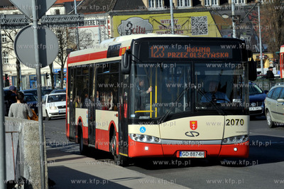 Gdansk. Autobus matki Solaris komunikacji miejskiej...