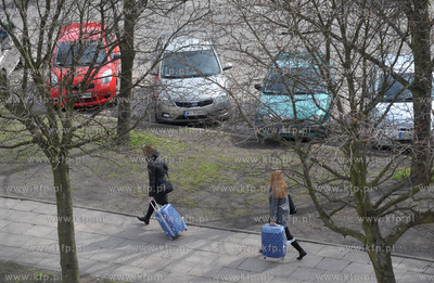 Gdańsk. Turyści na Podwalu Staromiejskim. 07.04.2015...