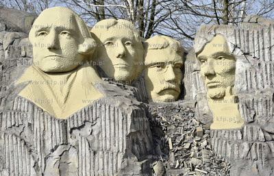 Legoland w Billund, Dania. Kopia czterech głów prezydentów...