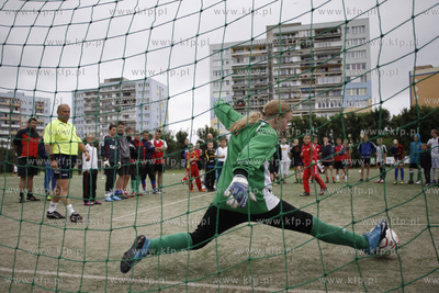Boisko Zespolu Szkol Ogolnoksztalcacych nr 8 przy ul....