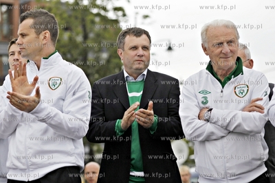 Ceremonia powitania drużyny Irlandii na Placu Przyjaciol...